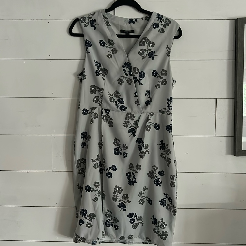 Banana Republic short sleeve dress